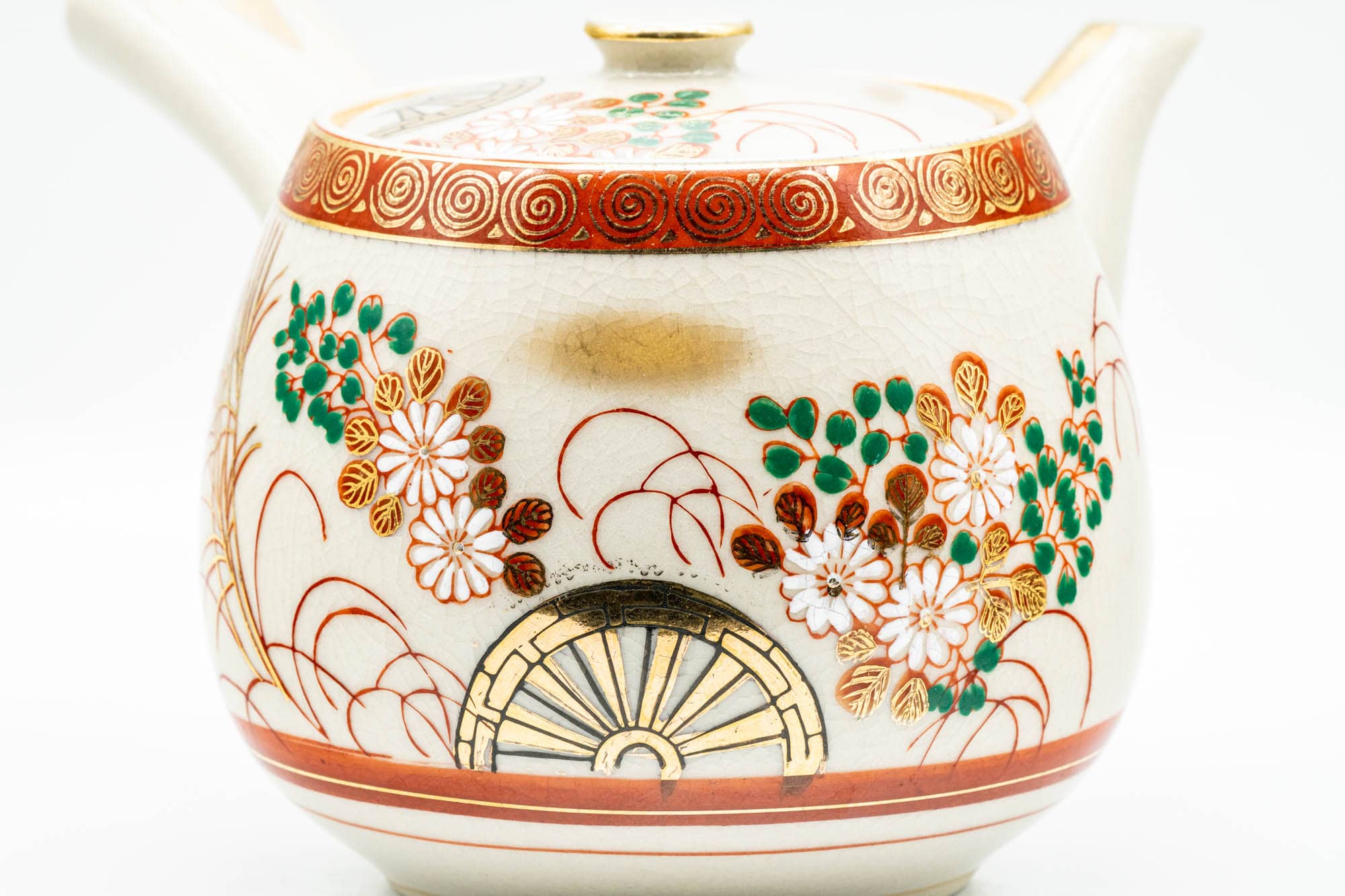 Japanese Kyusu - Red Gold White Chrysanthemums Kutani-yaki Debeso Teapot - 550ml