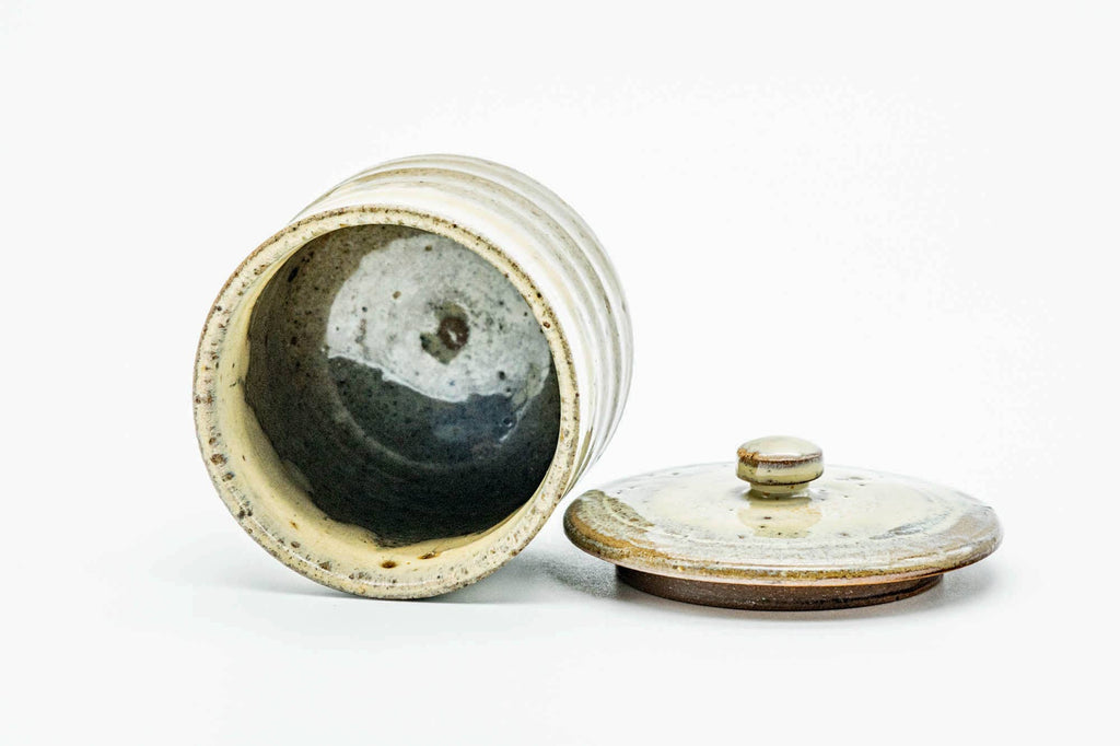 Japanese Teacup - Beige Drip-Glazed Spiraling Lidded Yunomi - 120ml