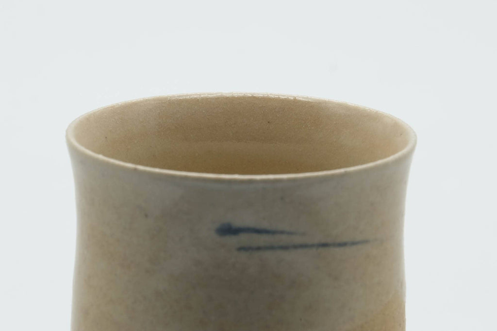 Japanese Teacup - Beige Glazed Egrets Tulip Yunomi - 130ml