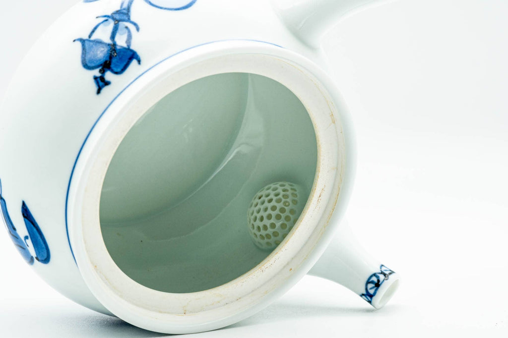 Japanese Kyusu - Blue Rickshaw Lamp Decorated White Porcelain Arita-yaki Debeso Teapot - 400ml