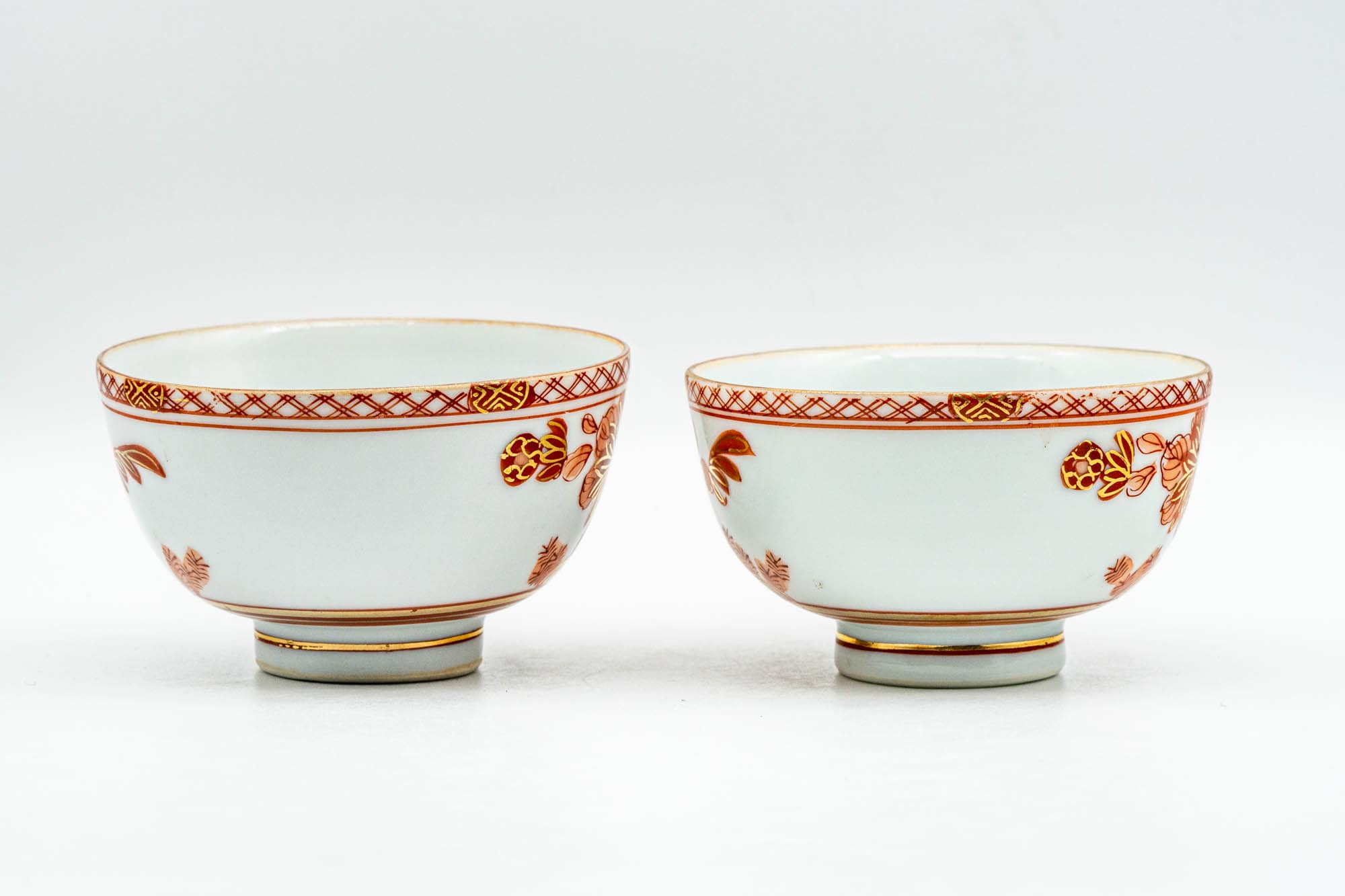 Japanese Teacups - Pair of Red Floral Kutani-yaki Yunomi - 70ml