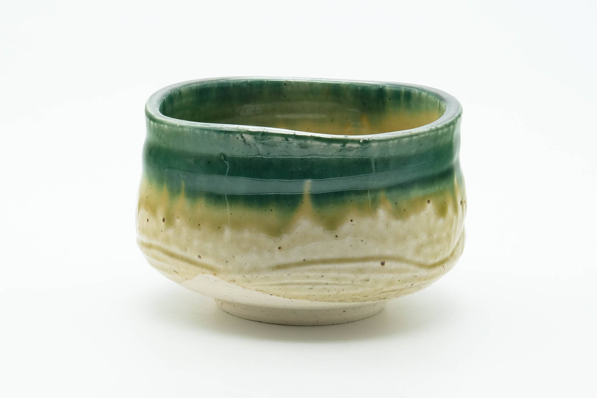 Japanese Matcha Bowl - Beige Green Drip-Glazed Undulating Chawan - 400ml
