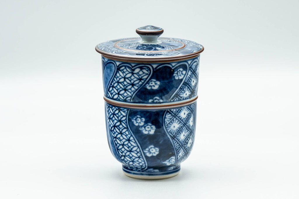 Japanese Teacup - Blue Floral Geometric Wavy Arita-yaki Lidded Yunomi - 130ml
