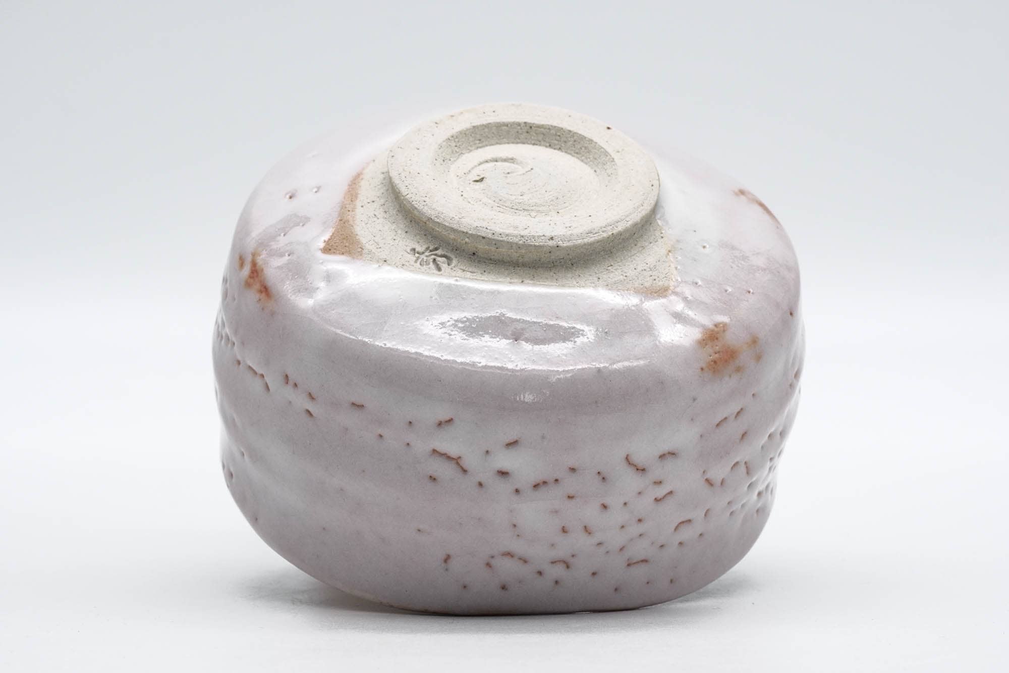 Japanese Matcha Bowl - 加藤秀山 Katou Hideyama - Pink White Shino Glazed Mino-yaki Chawan - 300ml