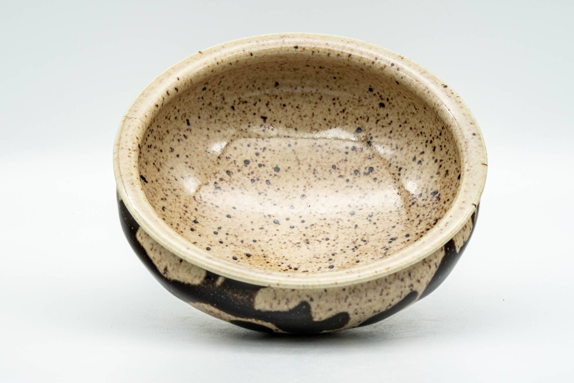 Japanese Kensui - Abstract Beige Speckled Glaze Water Bowl - 250ml