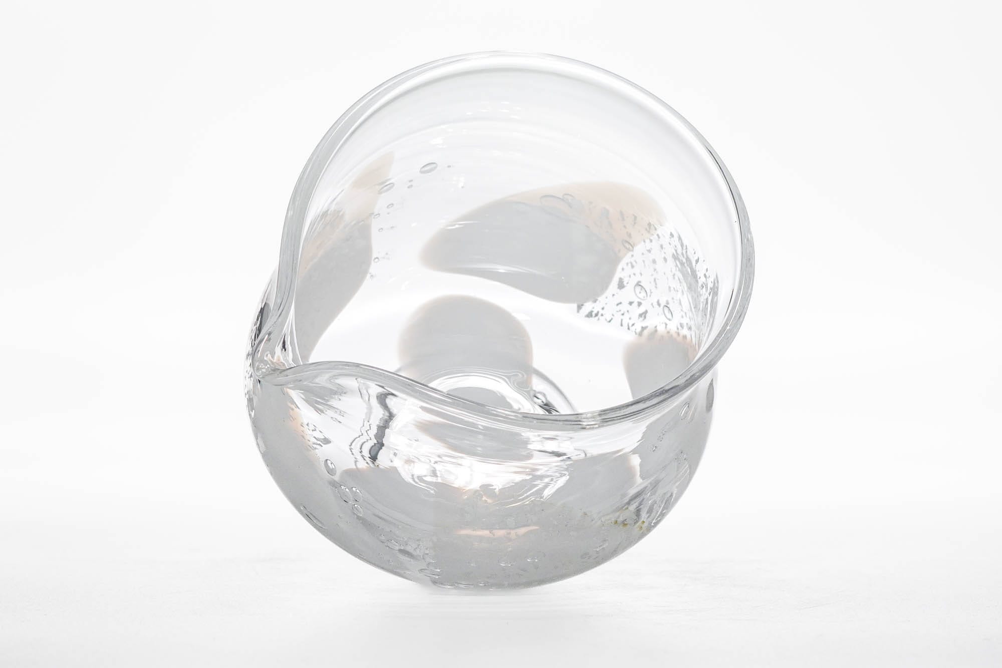 Tomoe 巴 - White Glass Spouted Matcha Bowl - 200ml