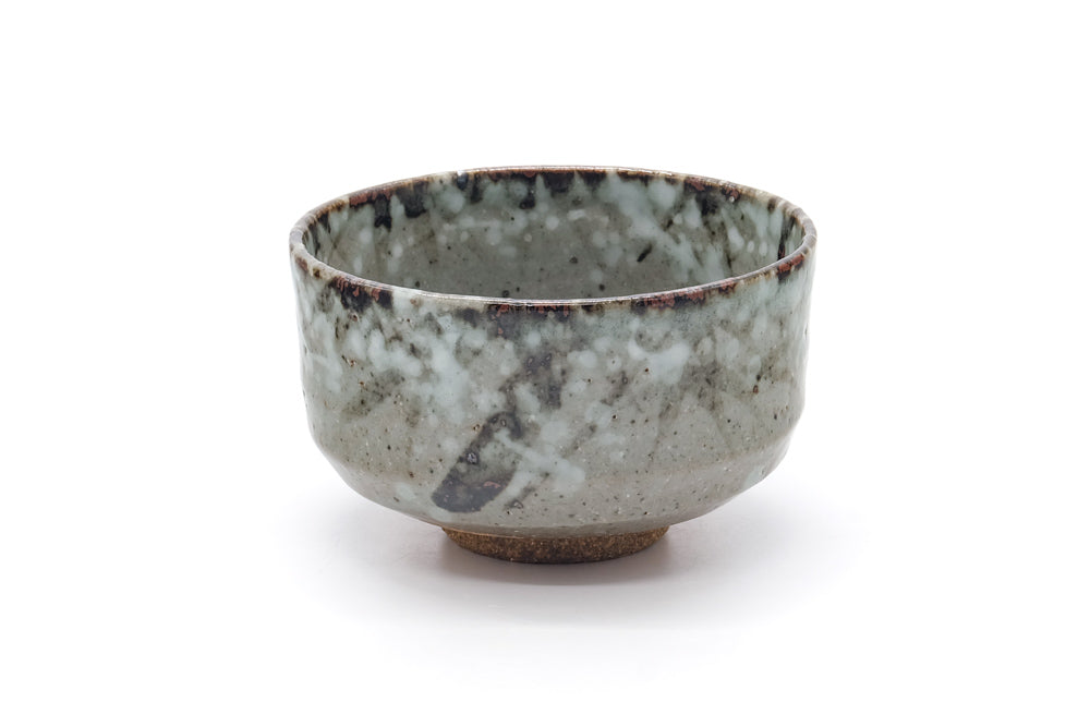 Japanese Matcha Bowl - 竹に雪 Abstract Grey White Speckled Chawan - 450ml