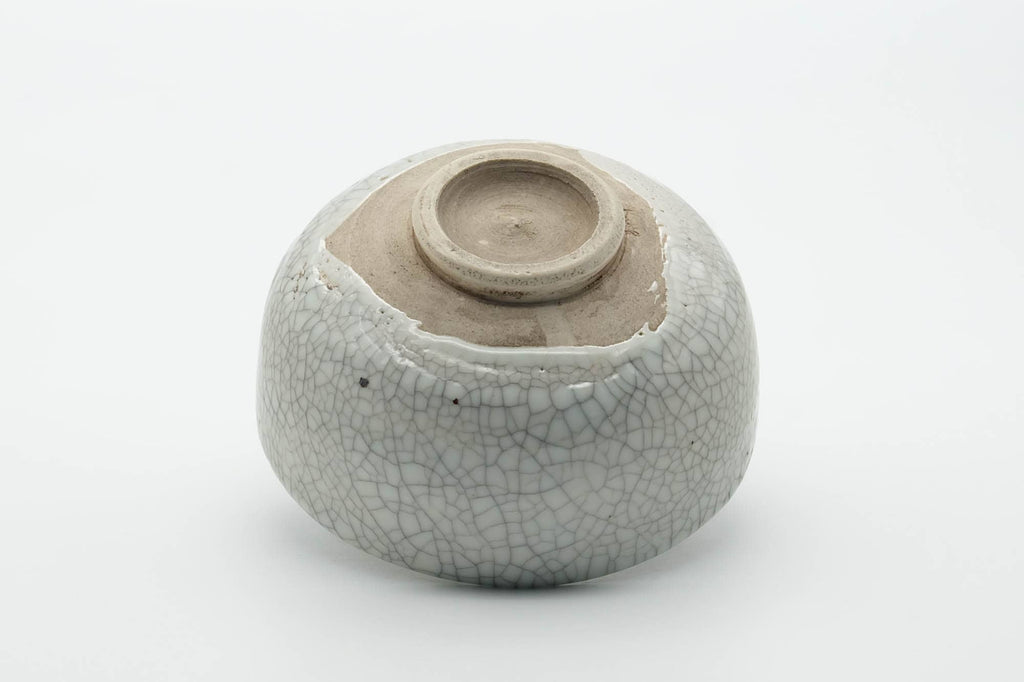 Japanese Matcha Bowl - White Crazed Glazed Chawan - 400ml