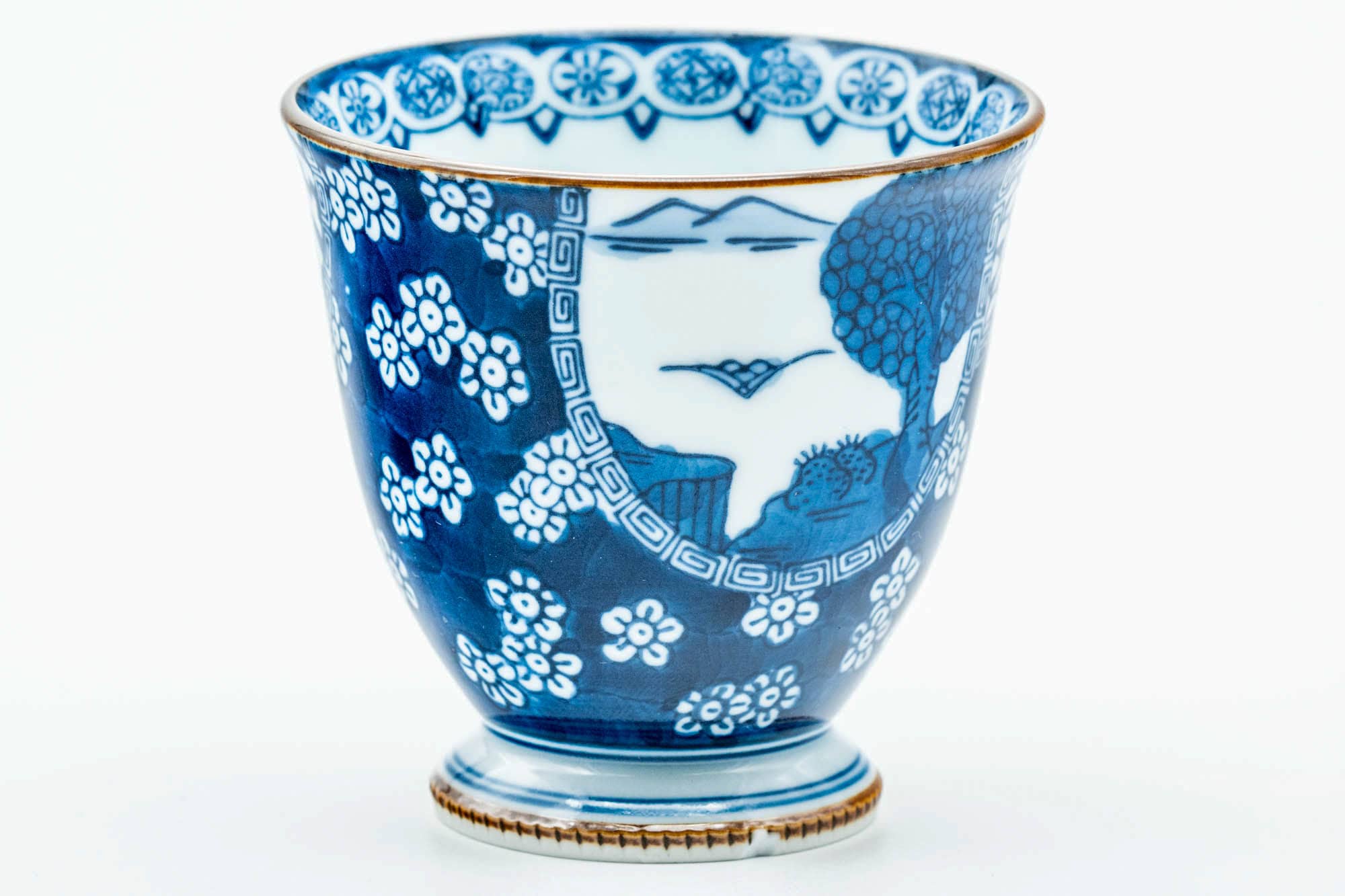 Japanese Teacup - Floral Geometric Mountainous Arita-yaki Yunomi - 120ml