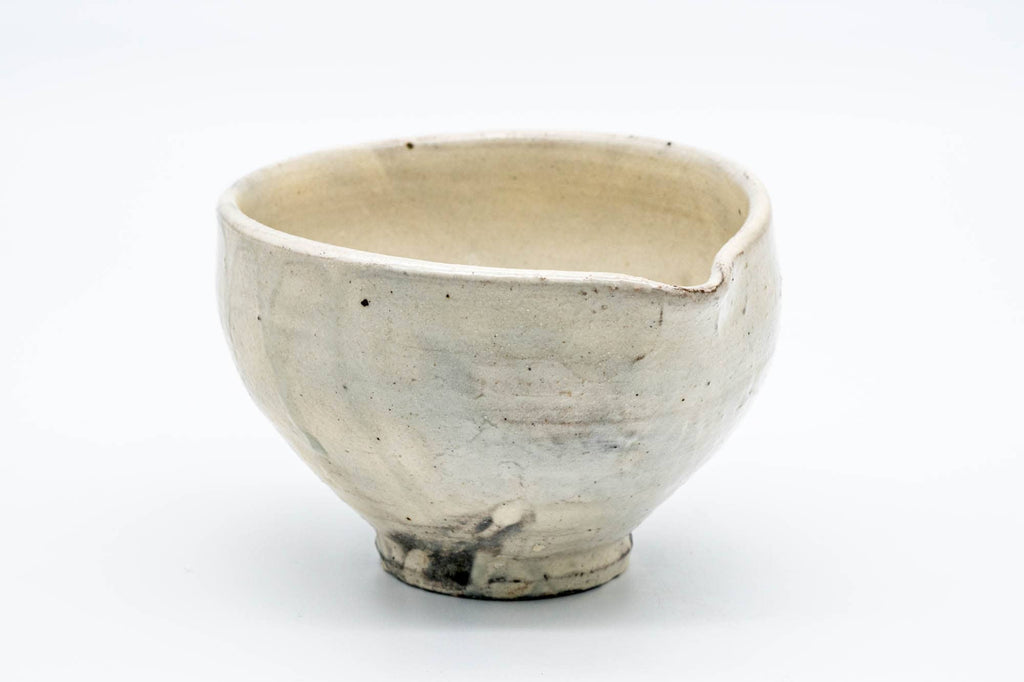 Kohiki Kyo-yaki Spouted Matcha Bowl - 250ml