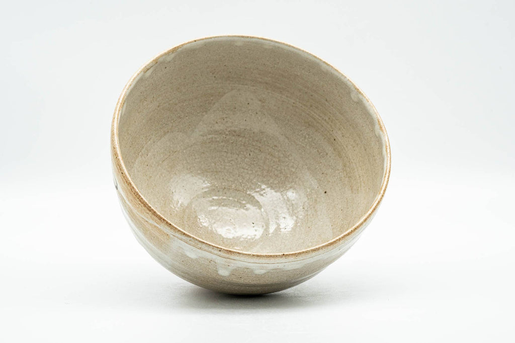 Japanese Matcha Bowl - Beige White Drip-Glazed Wan-nari Chawan - 300ml