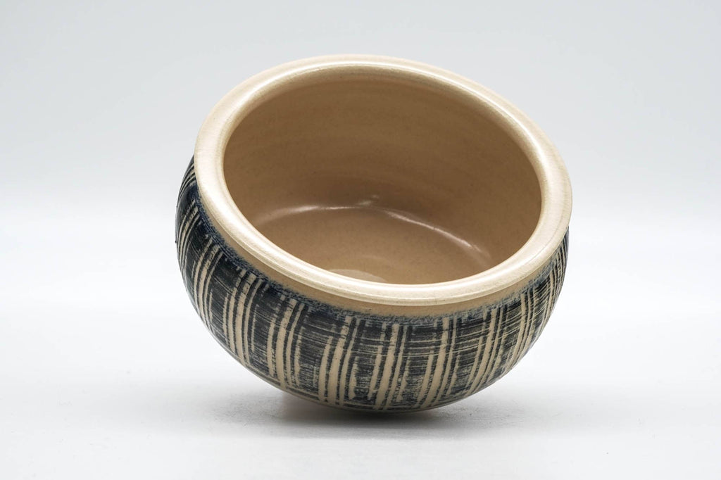 Japanese Kensui - Beige Brush Glazed Striped Water Bowl - 400ml