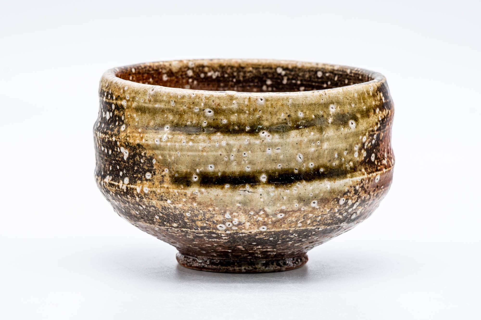 Japanese Matcha Bowl - 喜山 Kiyama - Ash Green Glazed Shigaraki-yaki Chawan - 350ml