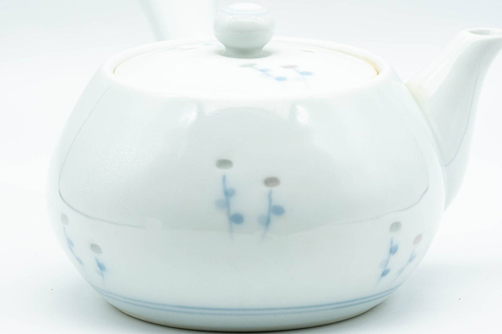 Japanese Kyusu - Floral White Porcelain Arita-yaki Debeso Teapot - 240ml