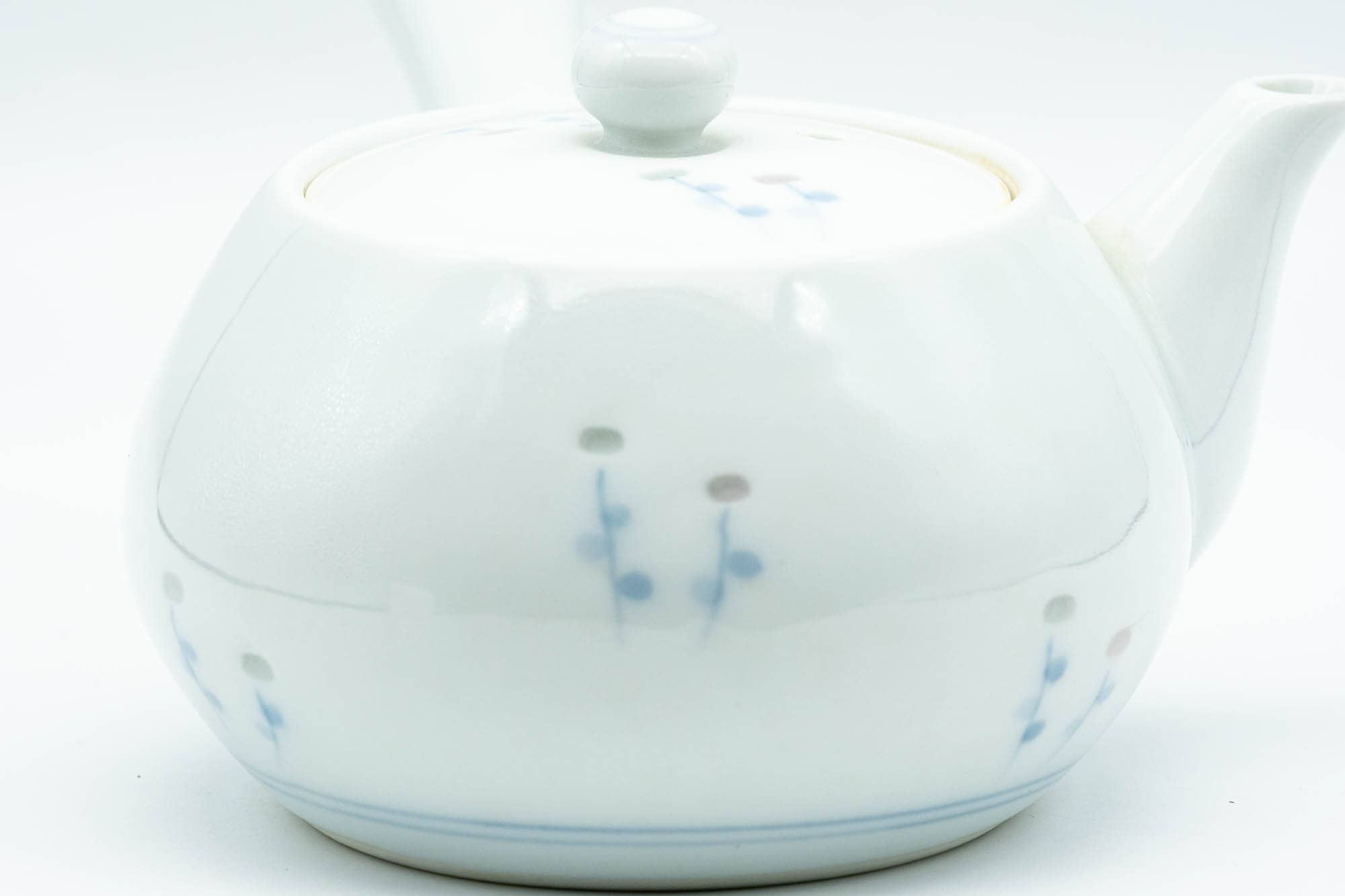 Japanese Kyusu - Floral White Porcelain Arita-yaki Debeso Teapot - 240ml