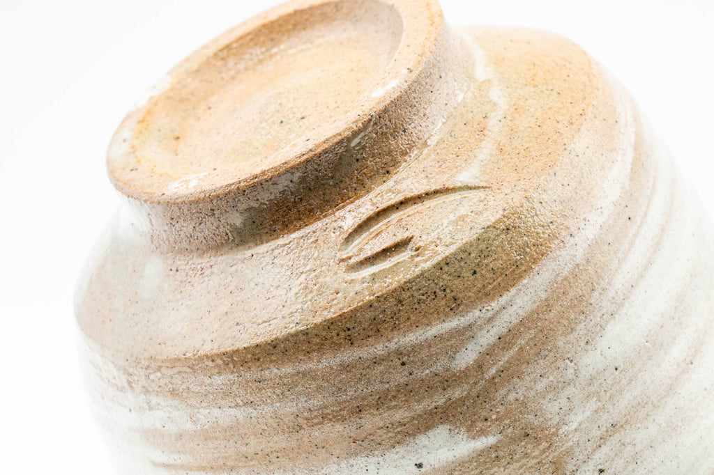 Japanese Matcha Bowl - Beige White Hakeme Glazed Hantsutsu-gata Chawan - 300ml