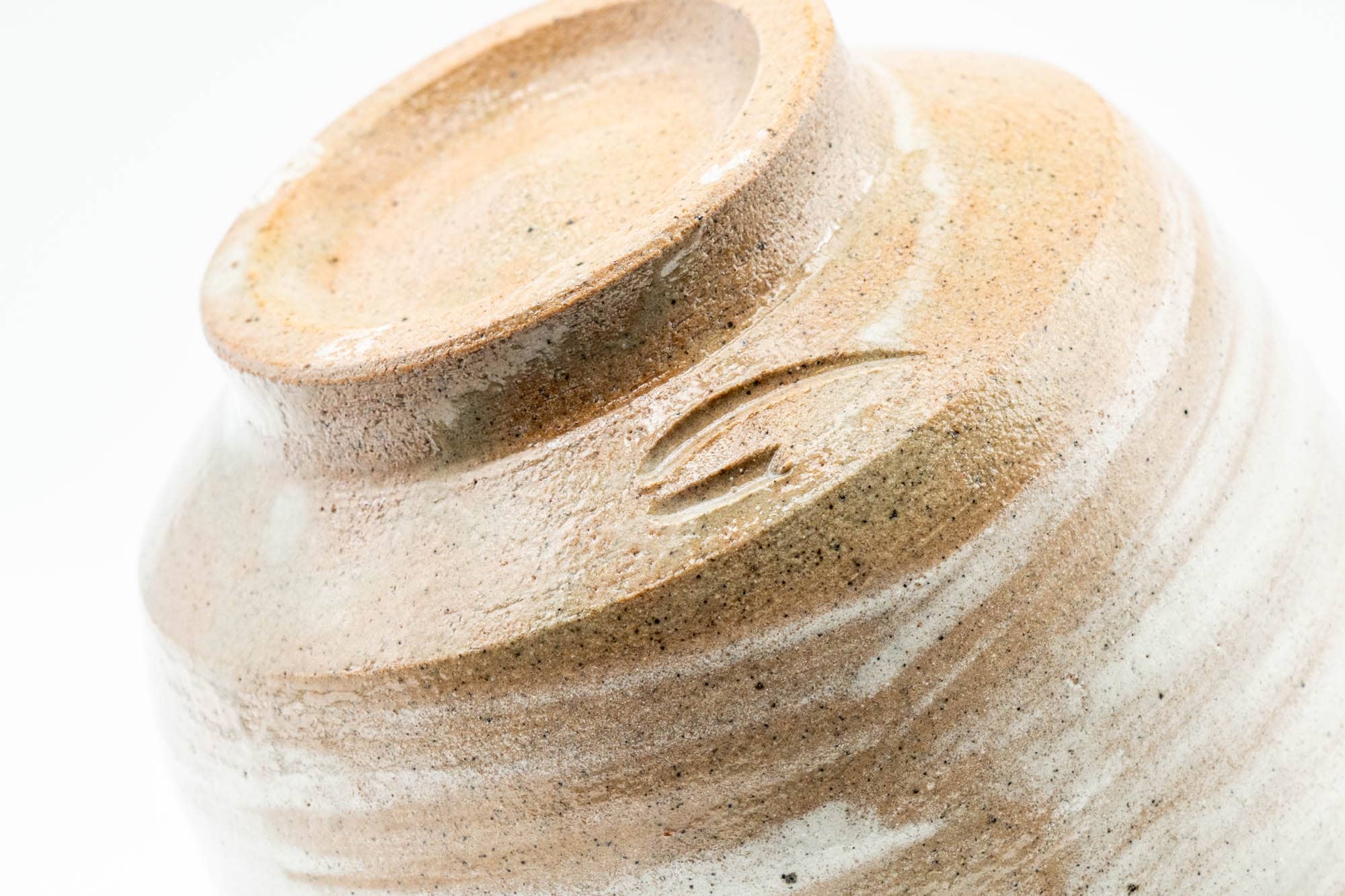 Japanese Matcha Bowl - Beige White Hakeme Glazed Hantsutsu-gata Chawan - 300ml