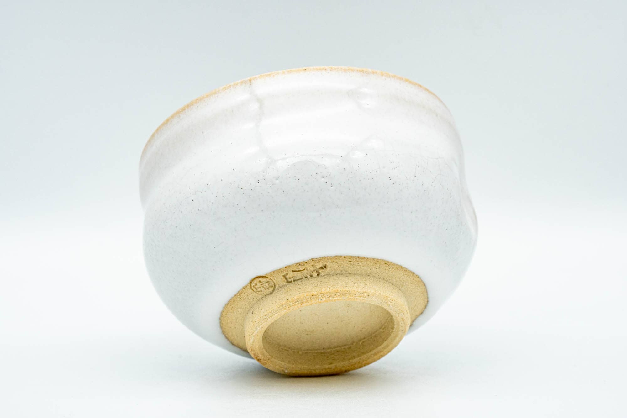 Japanese Teacup - 赤膚山 Akiyama Kiln White Glazed Akahada-yaki Yunomi - 160ml
