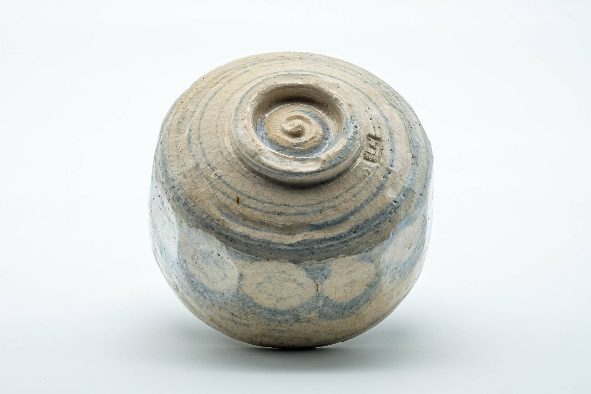 Japanese Matcha Bowl - 楽入窯 Rakunyu Kiln - Faceted Nerikomi Raku-yaki Chawan - 400ml