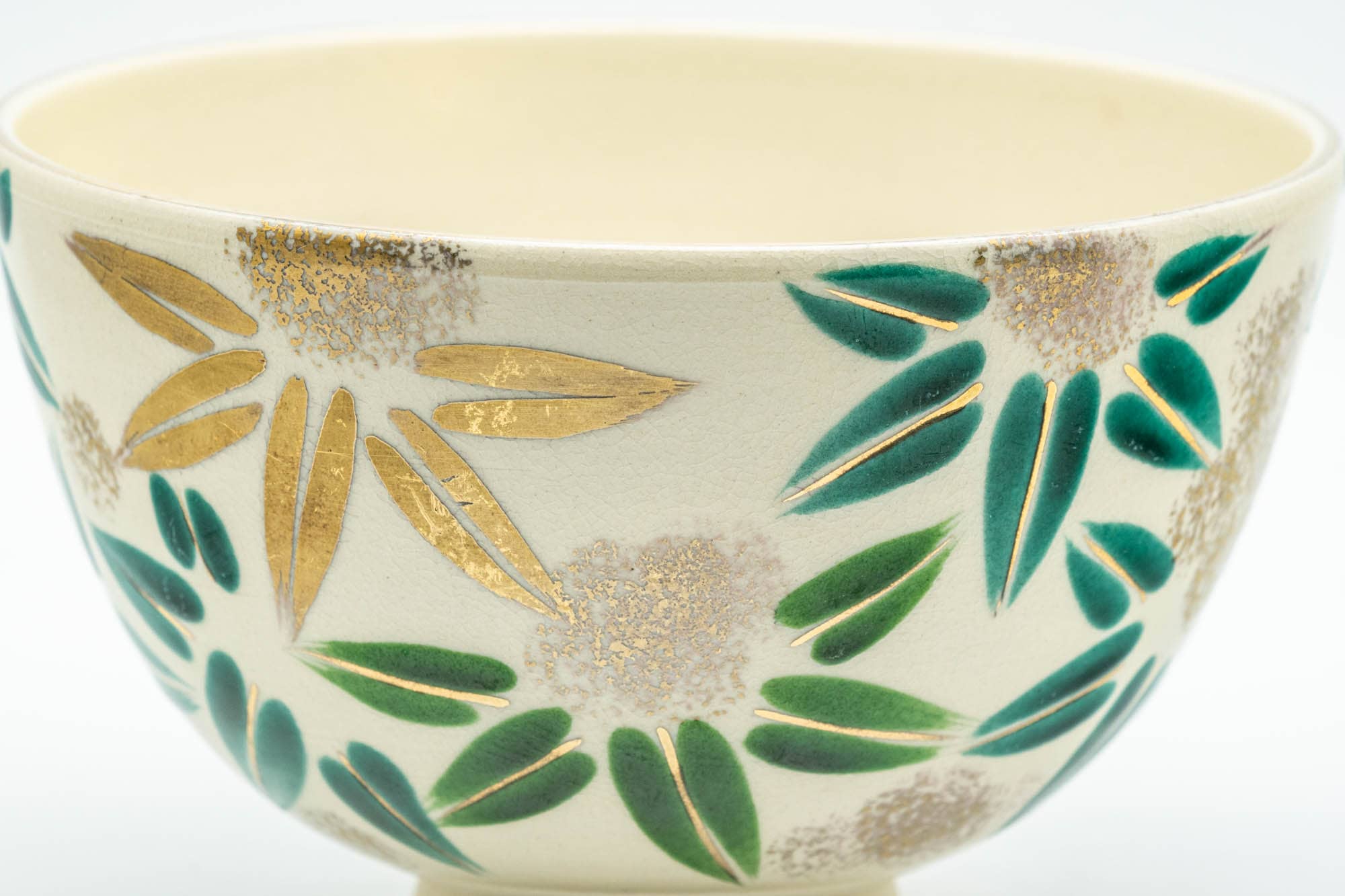 Japanese Matcha Bowl - Gold Green Floral Kyo-yaki Chawan - 300ml