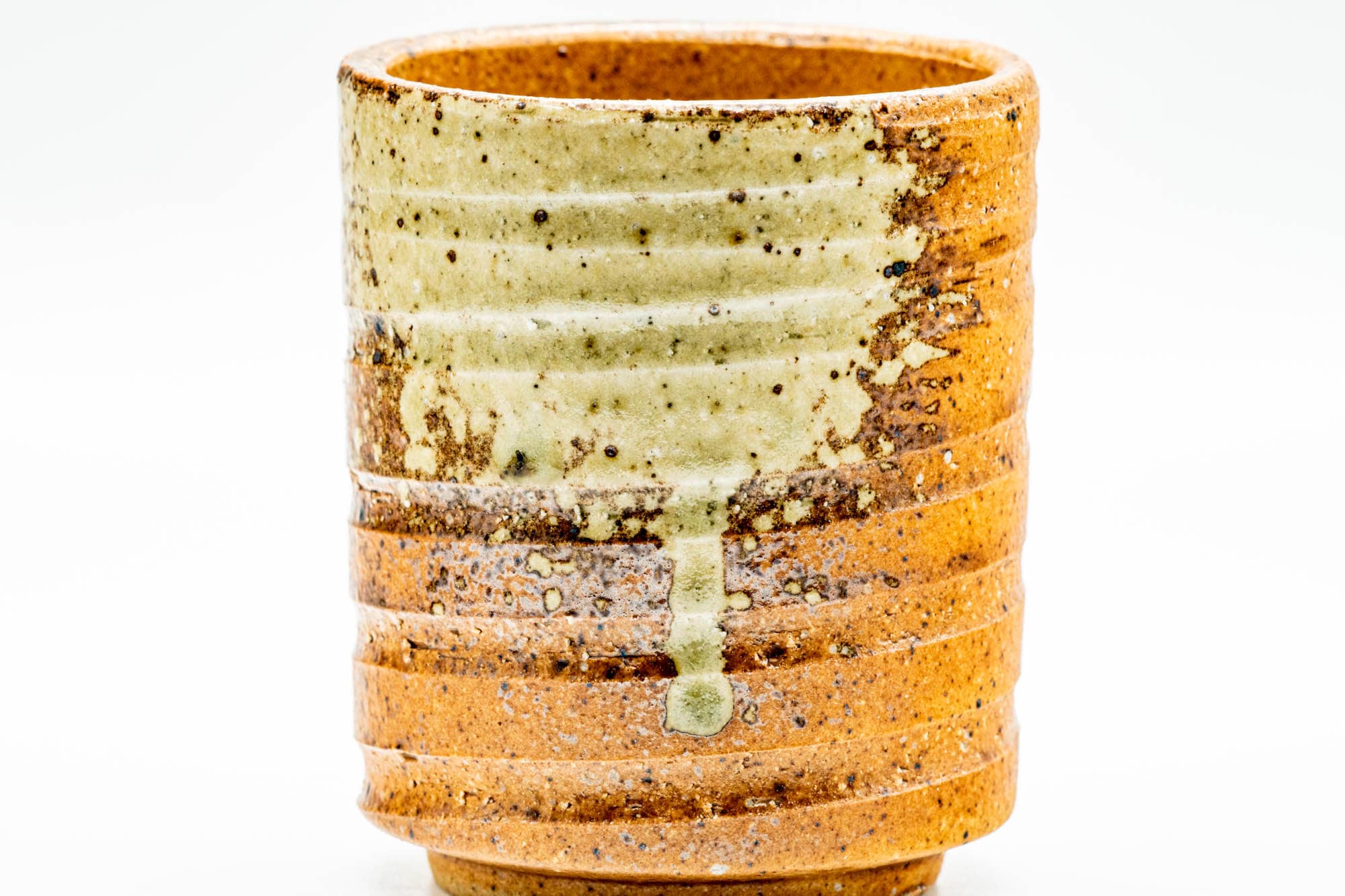 Japanese Teacup - Ash Glazed Spiraling Shigaraki-yaki Yunomi - 175ml