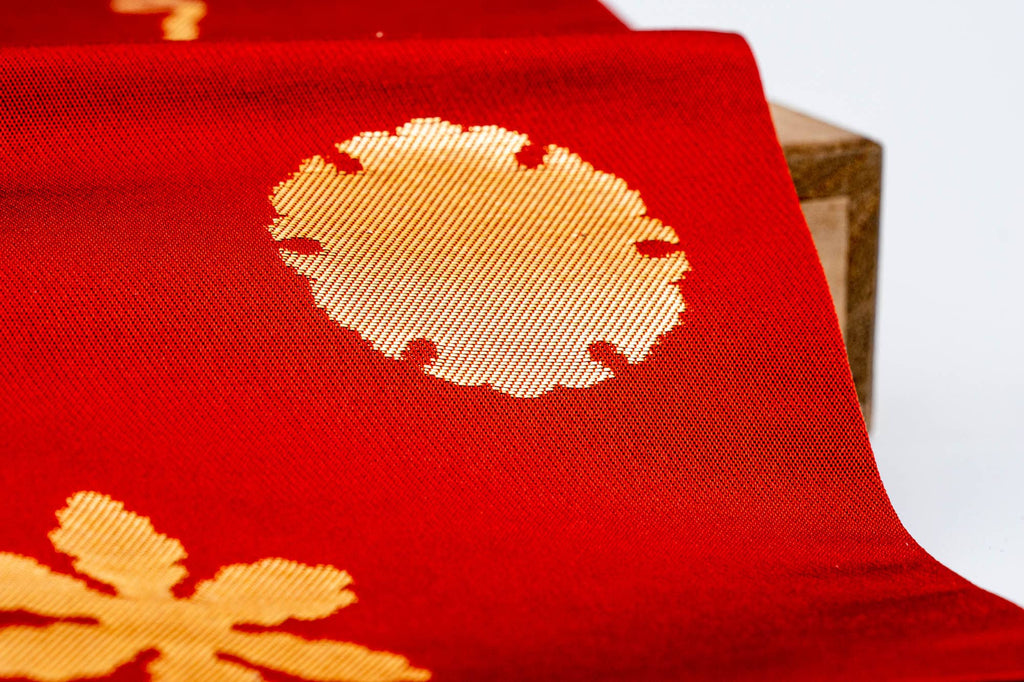 Japanese Shikibukusa - Red Silk Kinran with Yukiwa Crest