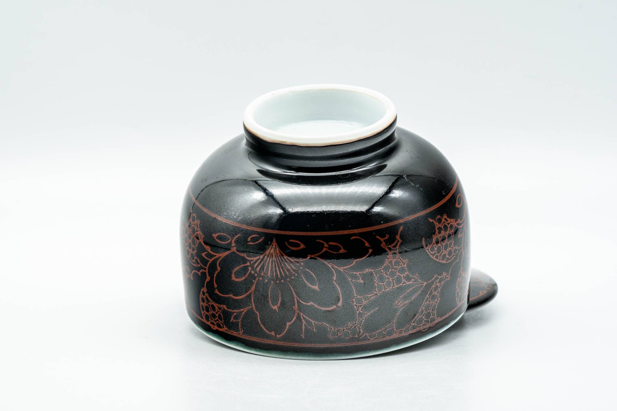 Japanese Teacup - Black Red Floral White Inner Glazed Arita-yaki Lidded Yunomi - 170ml