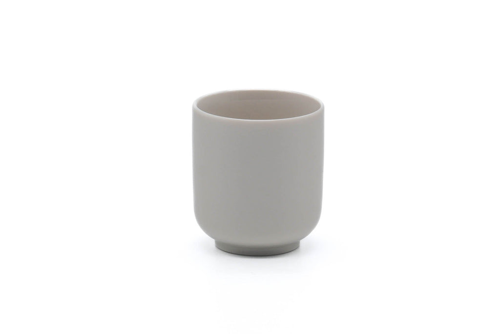 Japanese Teacup - Red White Floral Porcelain Kutani-yaki Yunomi - 110ml