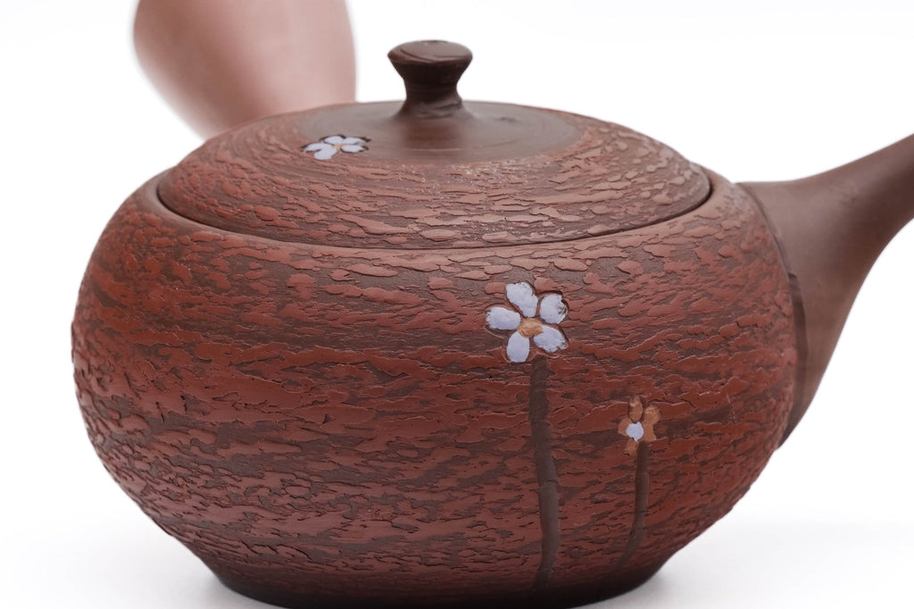 Floral Textured Tokoname Teapot - 280ml