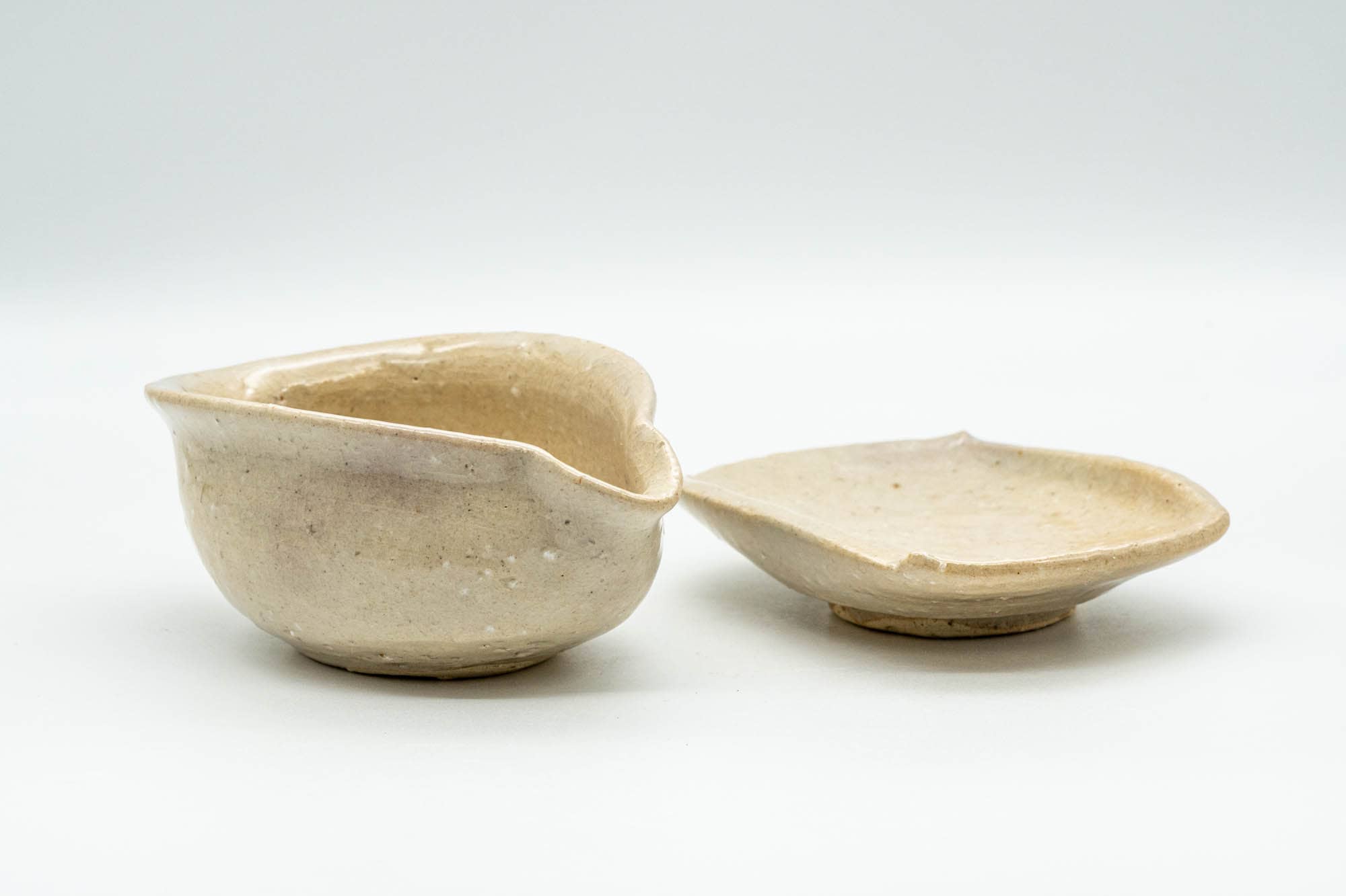 Japanese Katakuchi - Beige Water Cooler Yuzamashi with Tea Saucer - 100ml