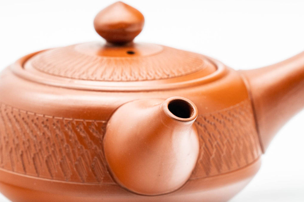 Japanese Kyusu - Red Shudei Tochiri Tokoname-yaki Debeso Teapot - 220ml