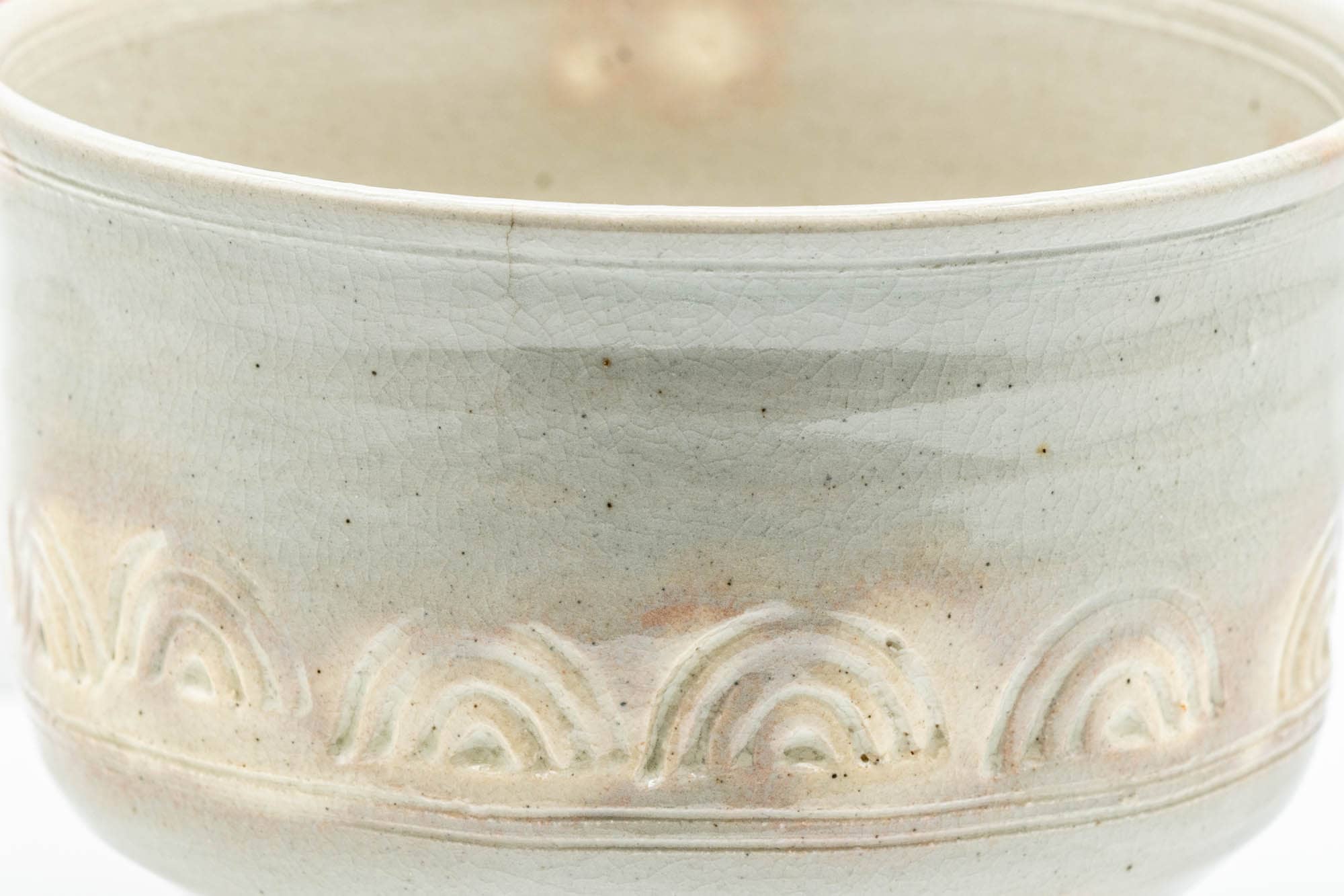 Japanese Matcha Bowl - 香雲 Miyagawa Kouun - Wave Engraved Kyo-yaki Dojimari-gata Chawan - 350ml