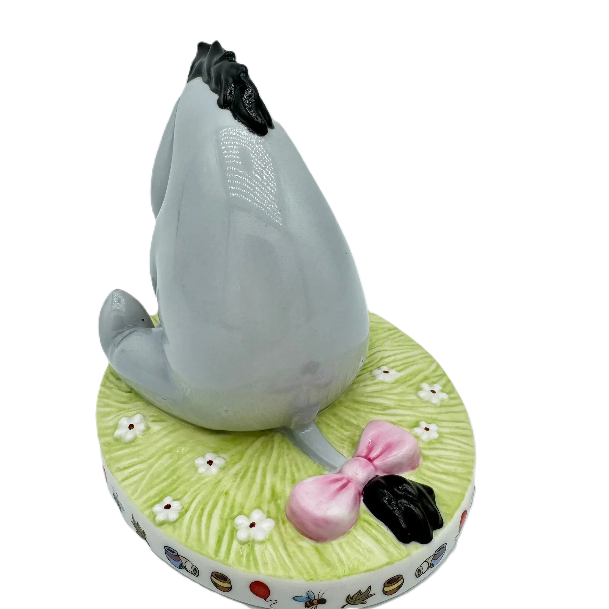 New English Ladies Disney Winnie the Pooh "I Think it is Called Love" Figurine