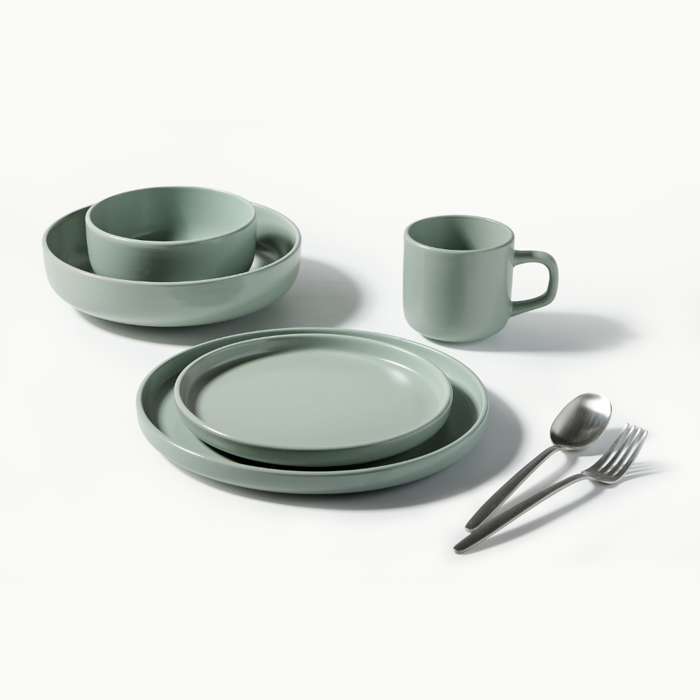 Dinnerware Set