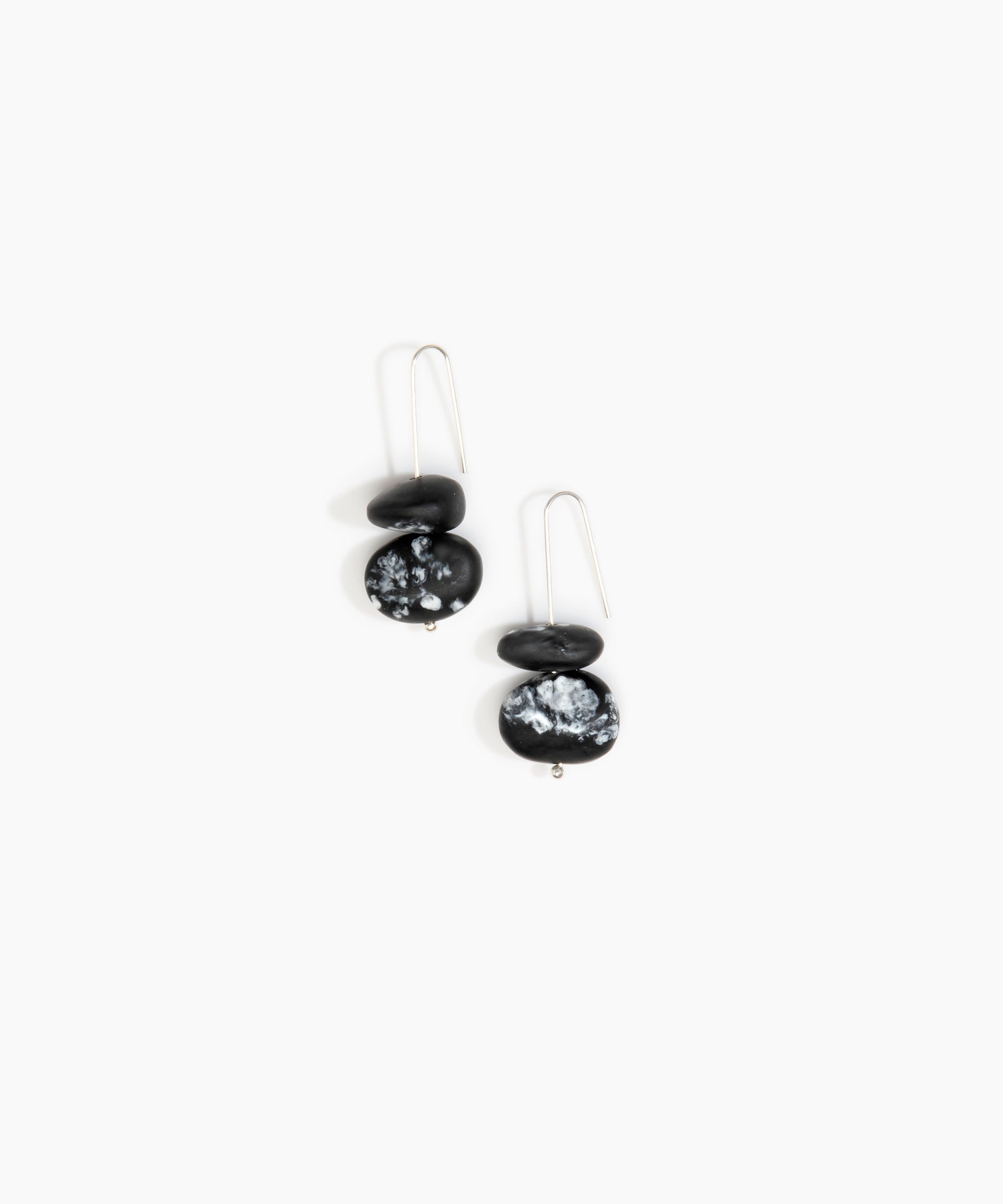 Temple Earth Wire Earrings