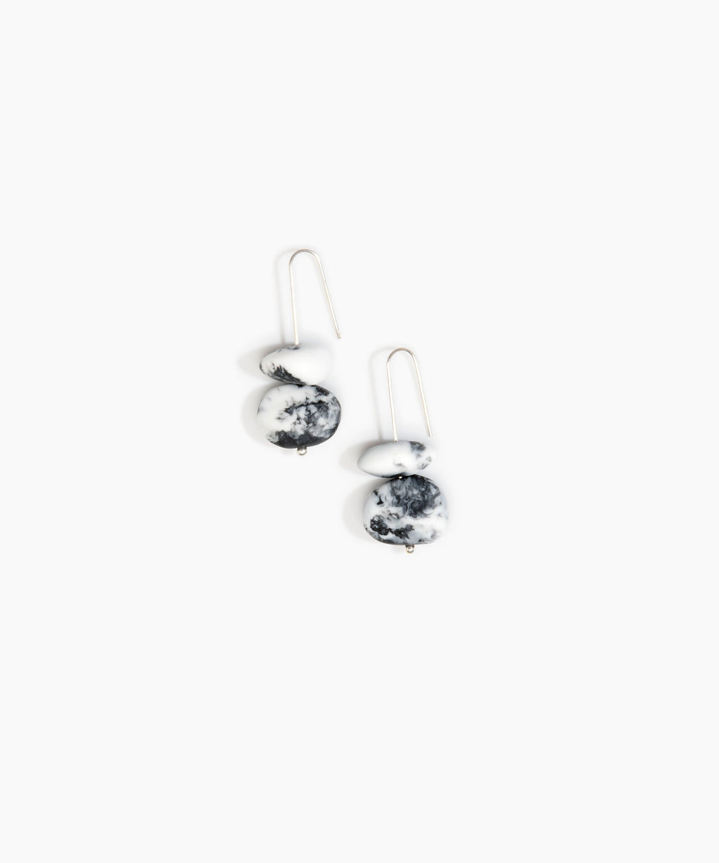 Temple Earth Wire Earrings