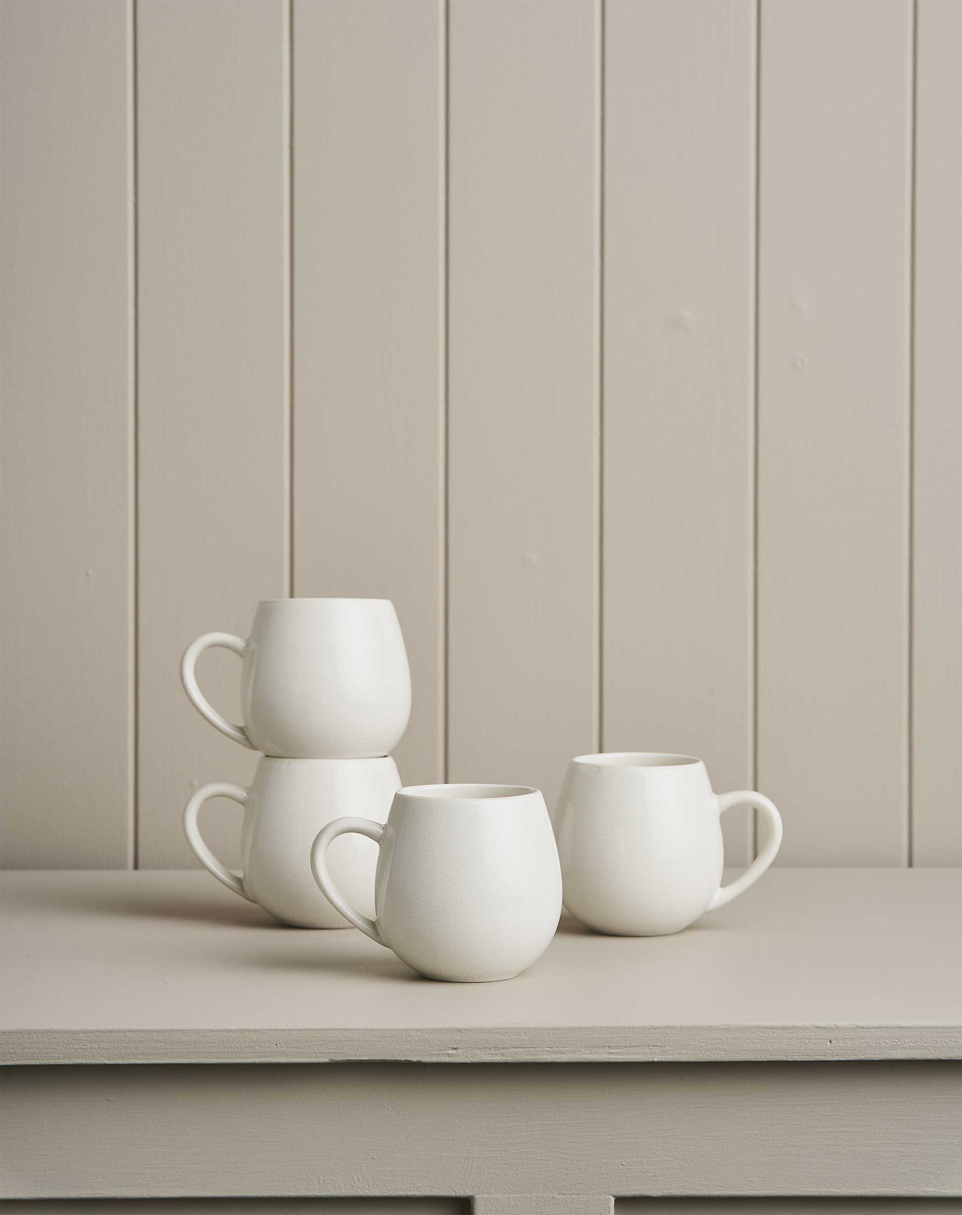Hug Me Mugs / Snow