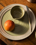 30cm Platter in Peppercorn / Kitchen Life