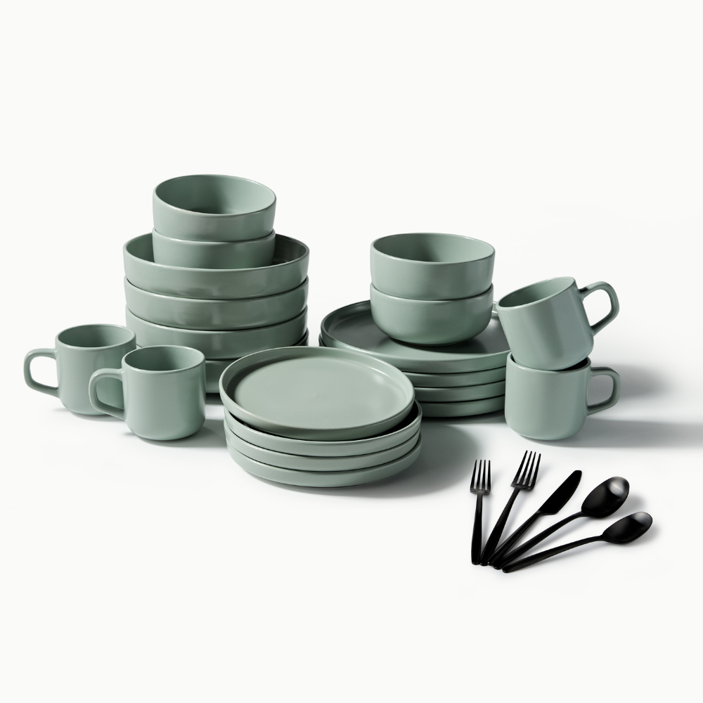 Dinnerware Set