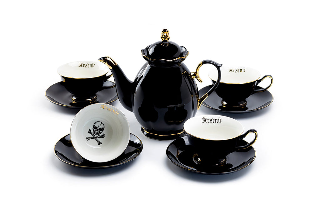 Black Gold Scallop Teapot + 4 Arsenic Skull Tea Cup and Saucer Sets