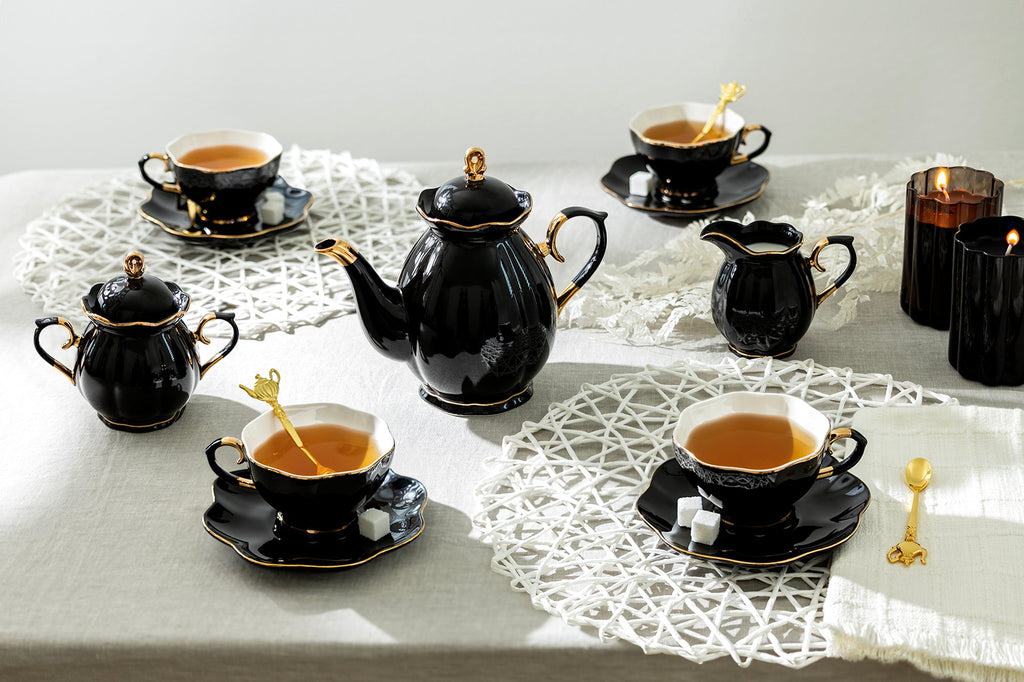 Black Gold Scallop Fine Porcelain 11-Piece Tea Set