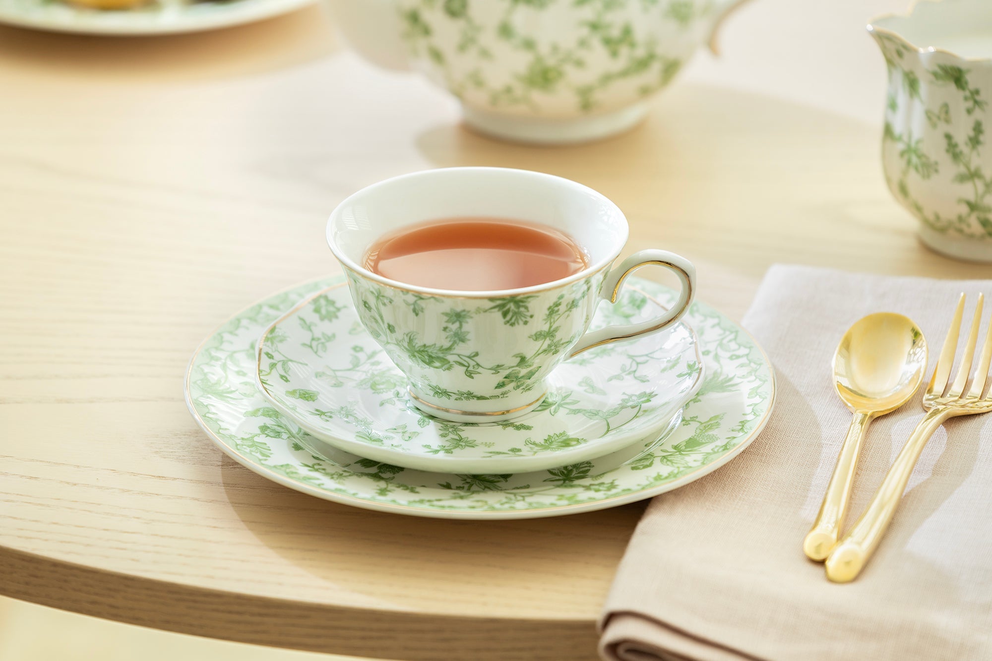 Greeny Garden Fine Porcelain Tea Cup and Saucer