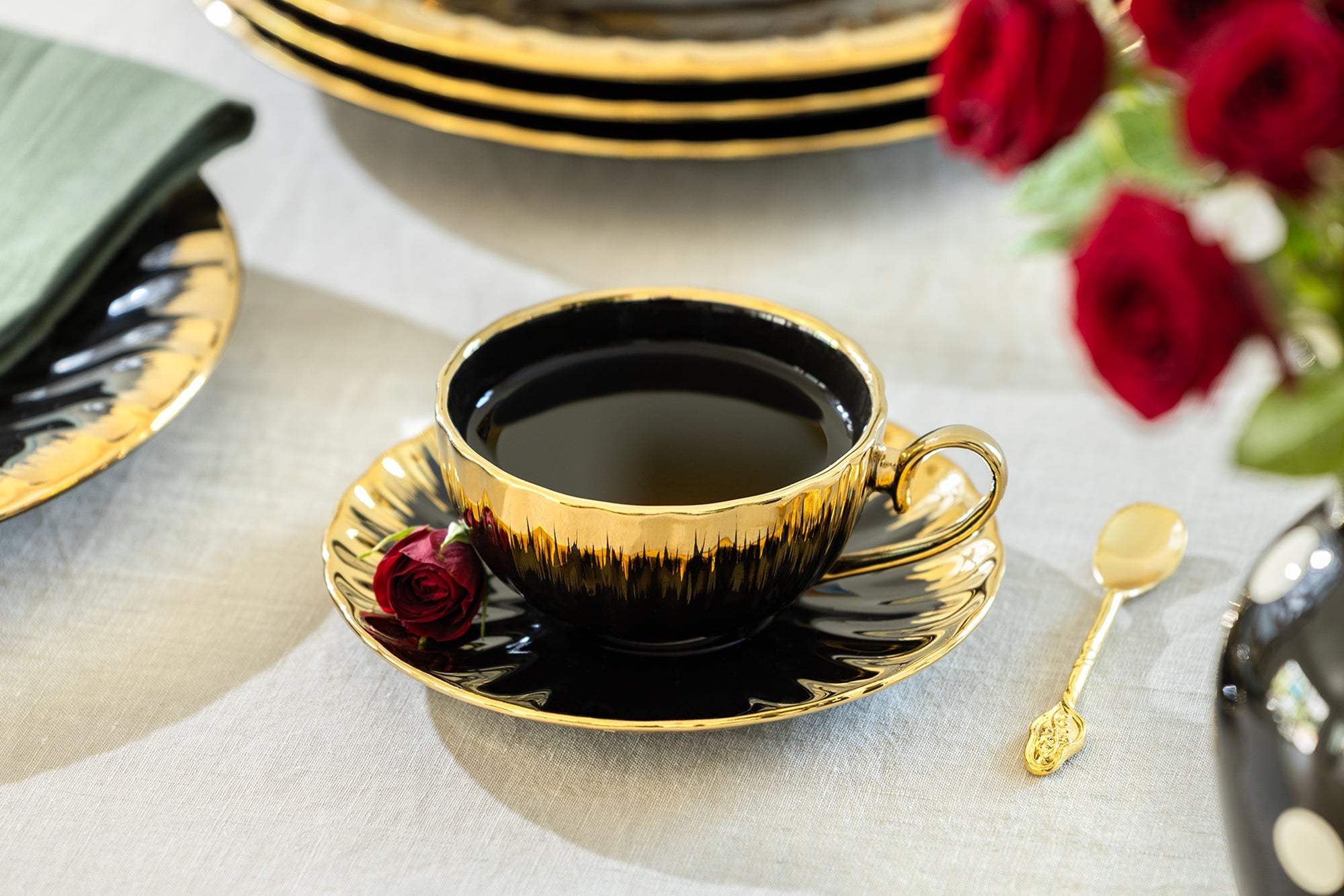 Black Gold Ripple Fine Porcelain Cup and Saucer