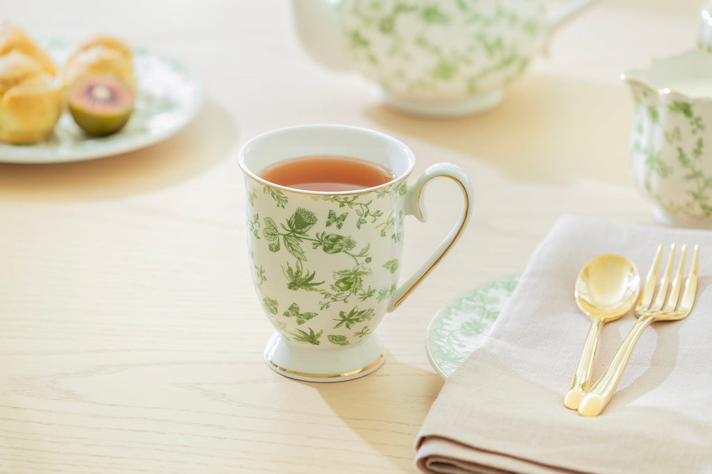 Greeny Garden Fine Porcelain Footed Mug
