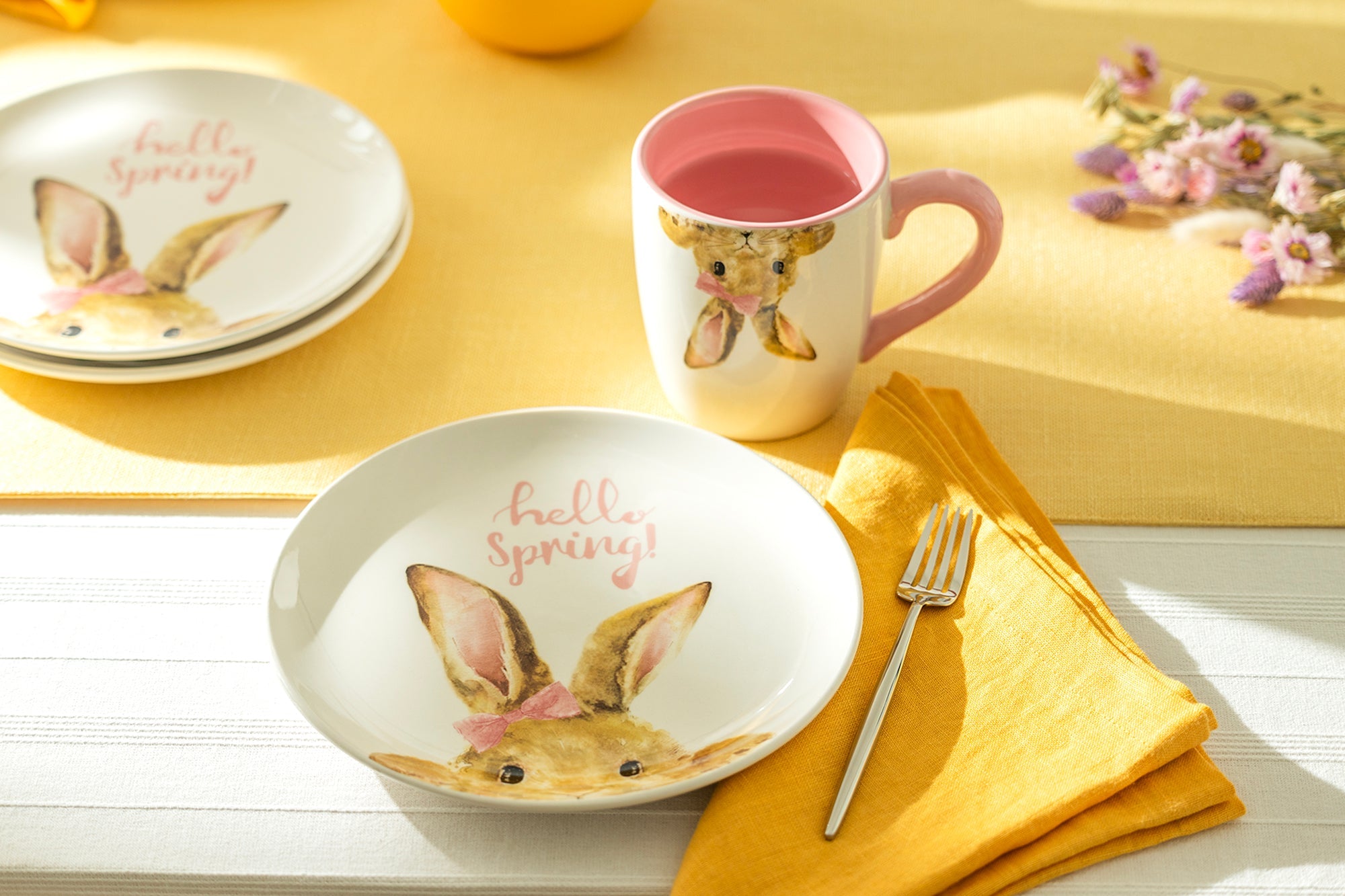 8.5" Hello Spring Happy Easter Bunny Salad/Dessert Plate
