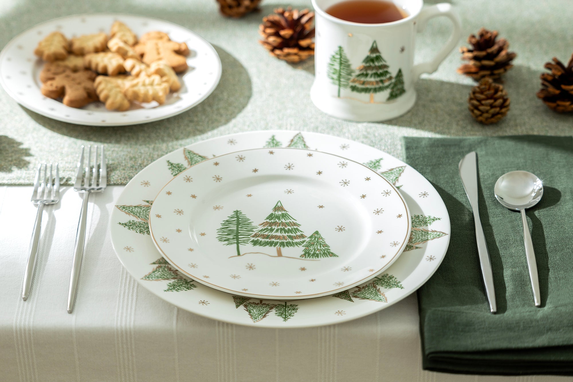 Christmas Pine Trees Fine Porcelain Salad/Dessert Plate