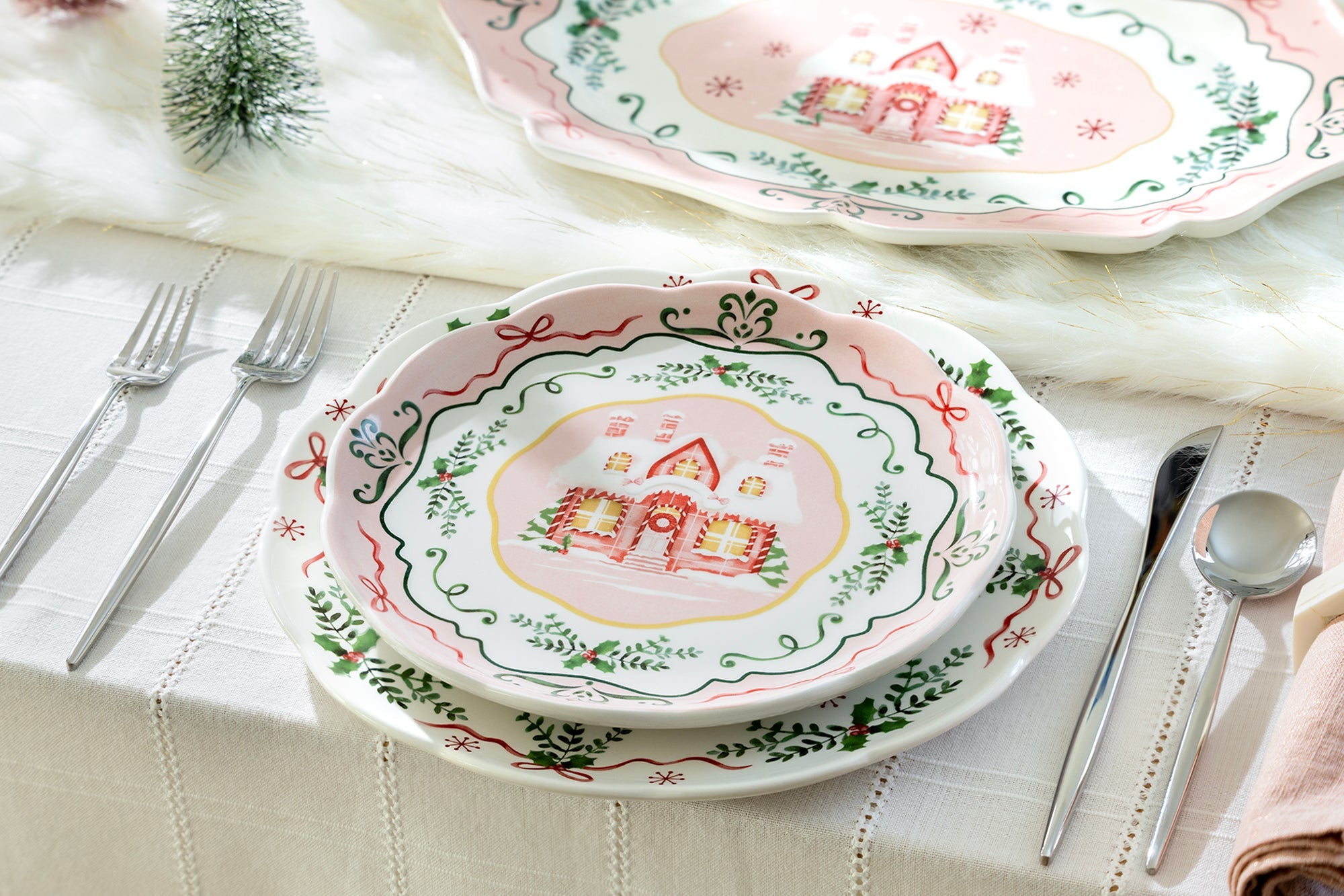 Christmas House Pink Dessert/Dinner Plate