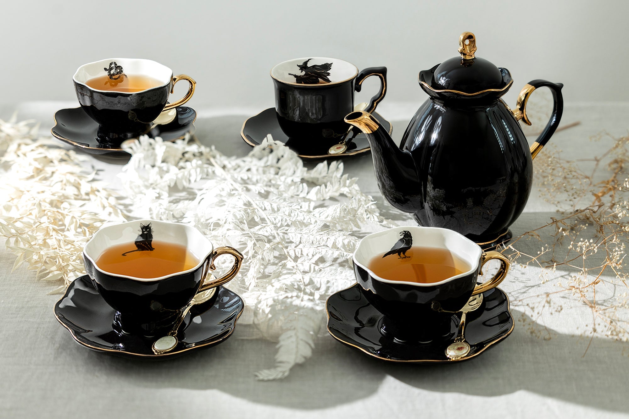 Black Gold Scallop Teapot + 4 Assorted Halloween Tea Cup and Saucer Sets - Ver. A