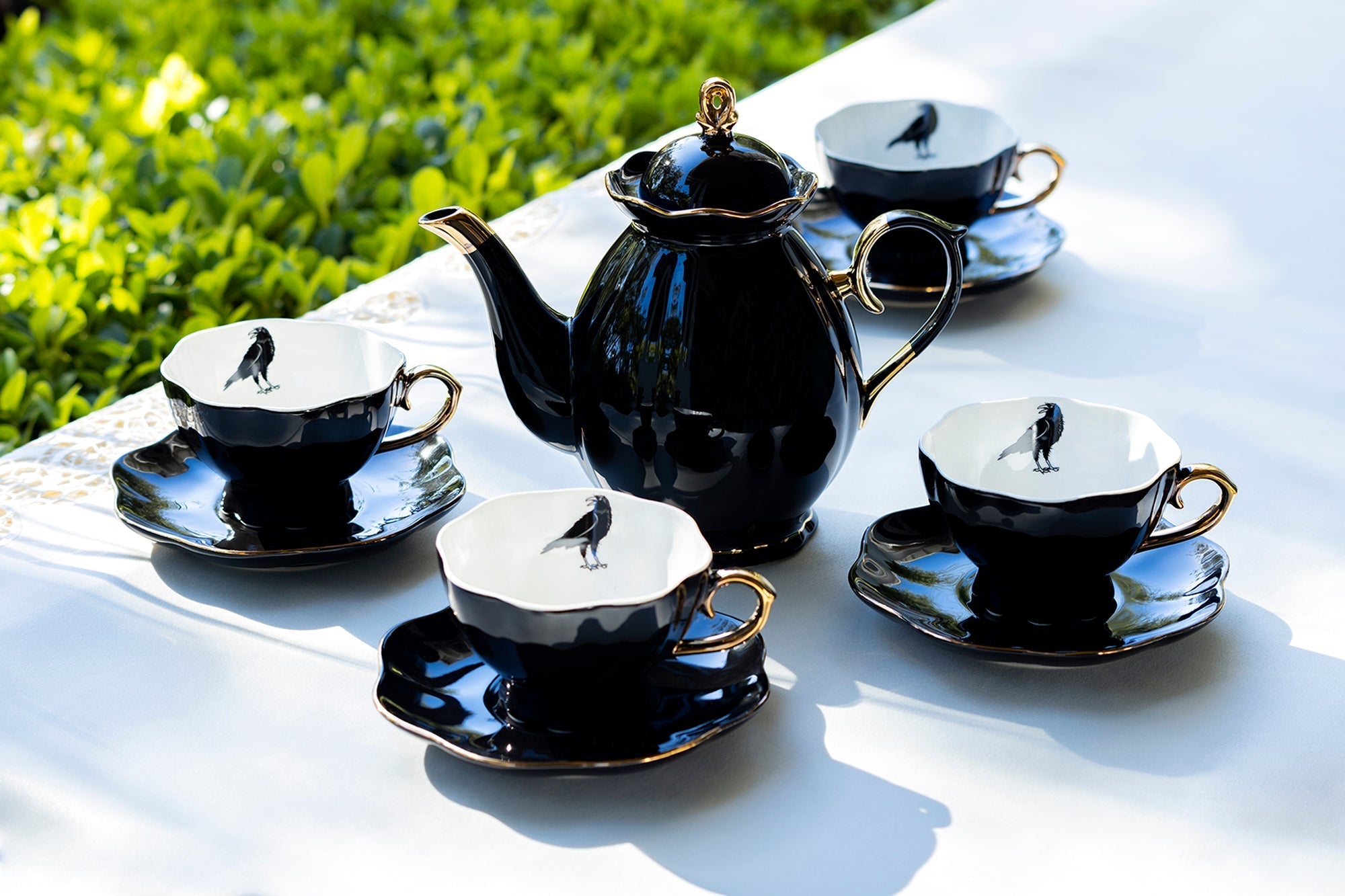 Black Gold Scallop Teapot + Raven Tea Cup and Saucer Sets