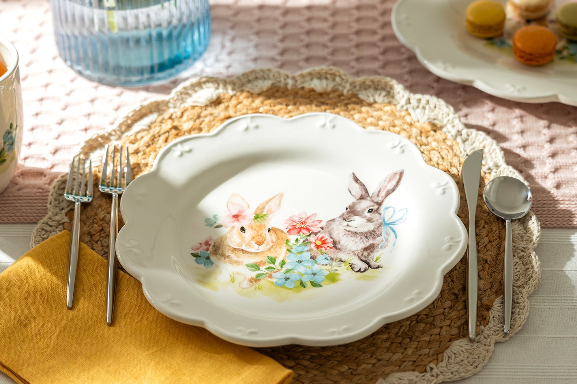 Flower Bunny Scallop Dessert/Dinner Plate